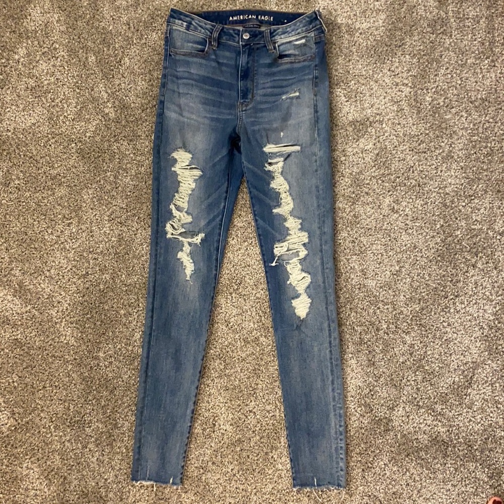 American eagle size 8 long ripped jeans - next level stretch